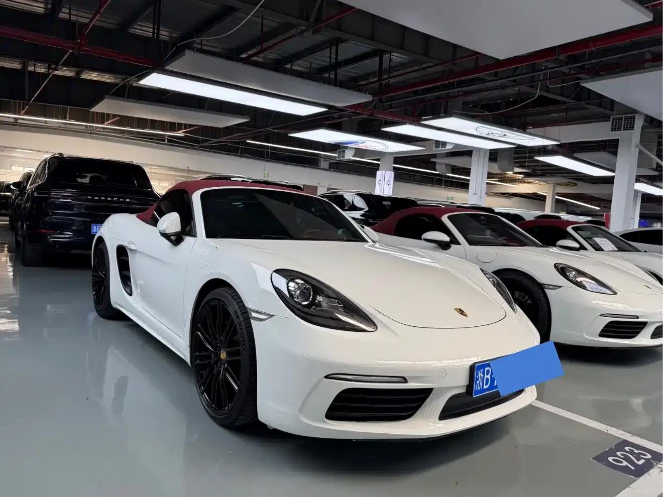 2016 Porsche 718 Boxster 2.0T — миниатюра 3