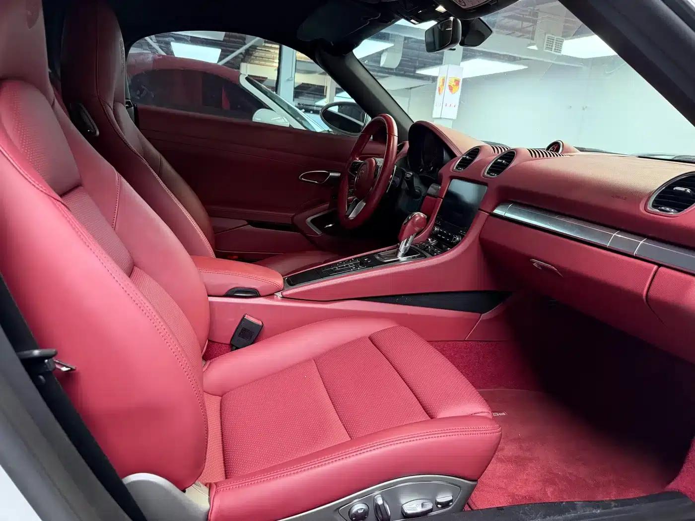 2016 Porsche 718 Boxster 2.0T — миниатюра 8