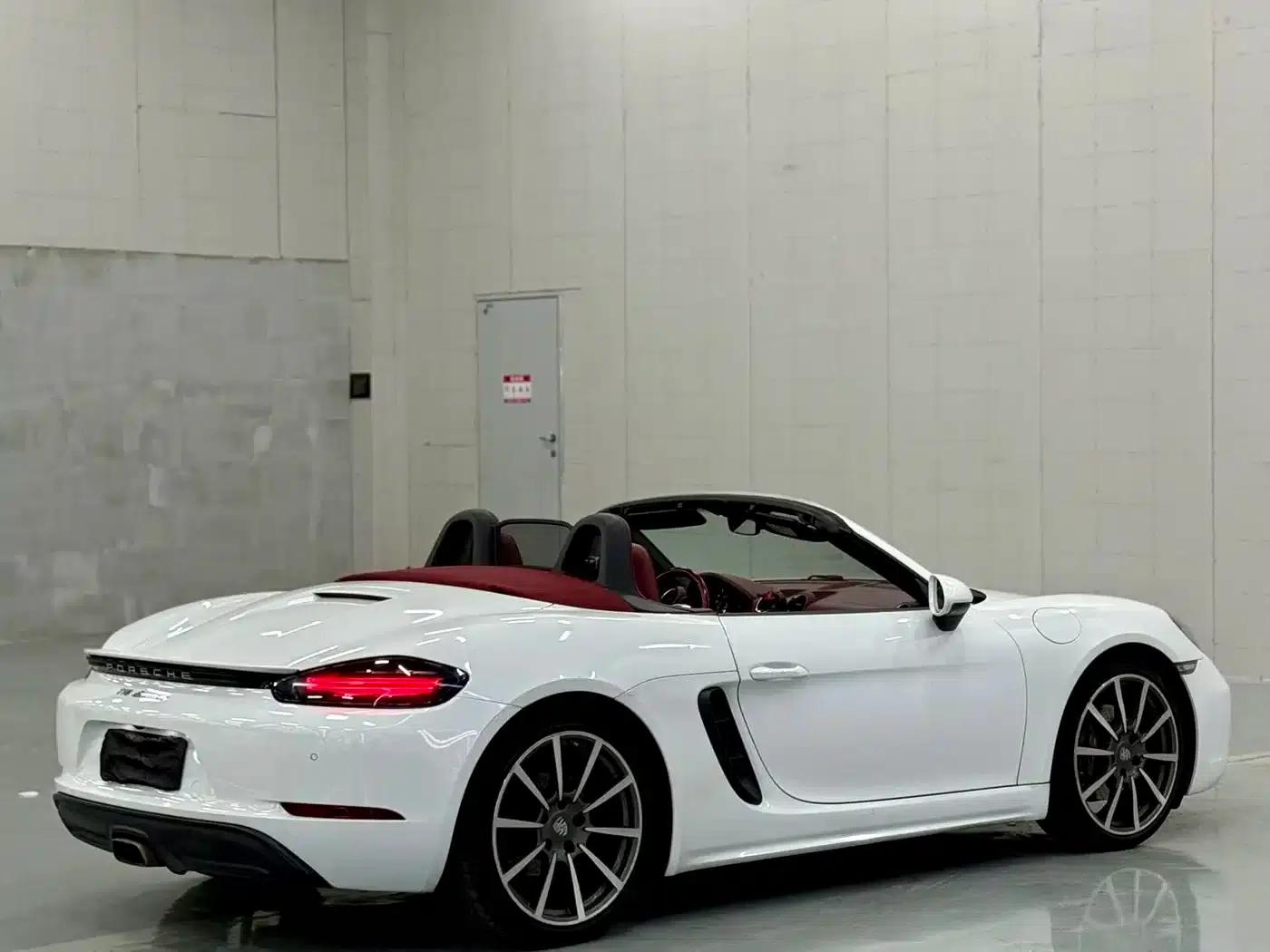 2020 Porsche 718 Boxster 2.0T — миниатюра 6
