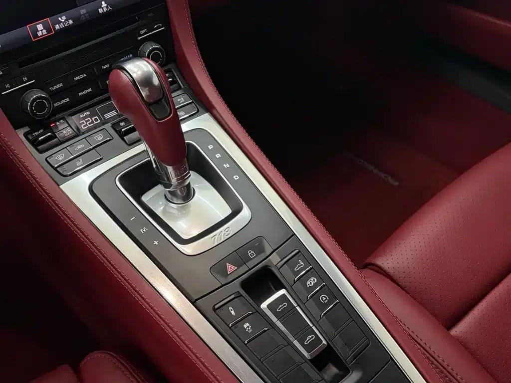 2022 Porsche 718 Boxster 2.0T — миниатюра 14