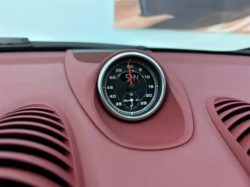 2022 Porsche 718 Boxster 2.0T — миниатюра 3