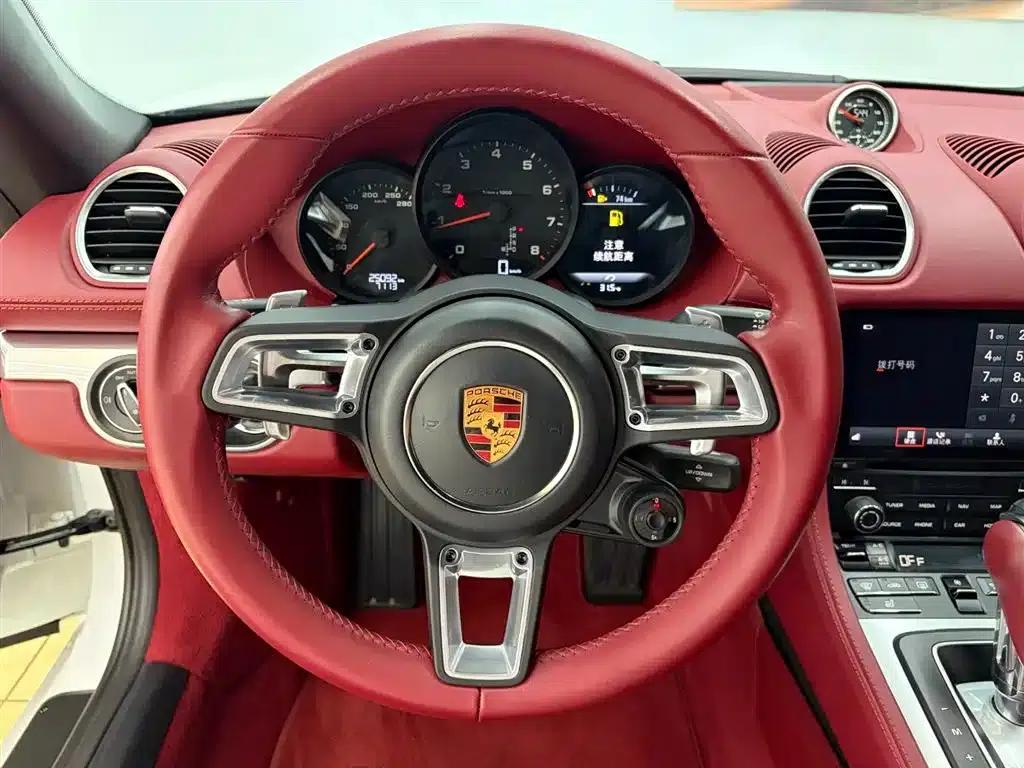 2022 Porsche 718 Boxster 2.0T — миниатюра 4