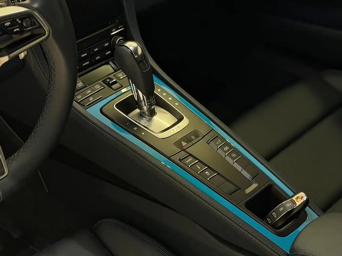 Porsche 718 Cayman 2018 2.0T — миниатюра 8