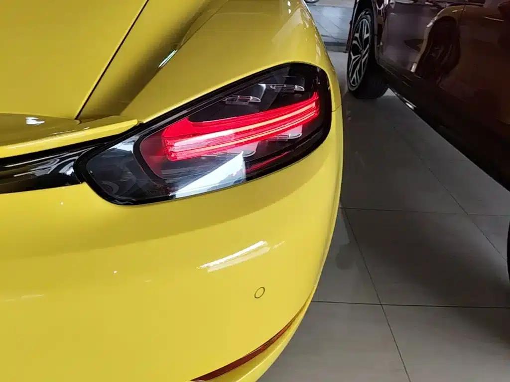 Porsche 718 Cayman 2018 2.0T — миниатюра 8