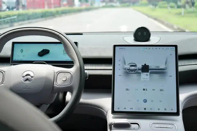 NIO EC6 2024 model 75kWh — миниатюра 13
