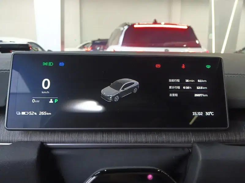 NIO EC6 2024 model 75kWh — миниатюра 8