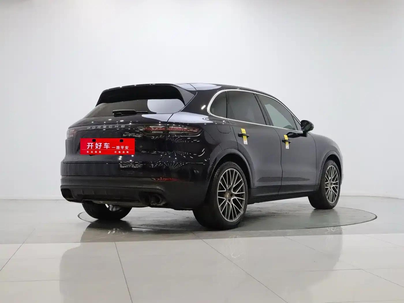 2021 Cayenne E-Hybrid 2.0T — миниатюра 5
