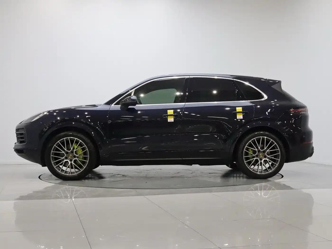 2021 Cayenne E-Hybrid 2.0T — миниатюра 6