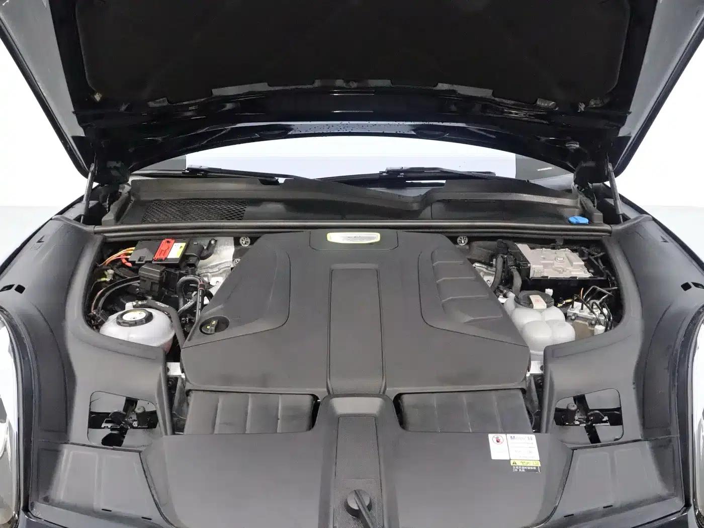 2021 Cayenne E-Hybrid 2.0T — миниатюра 8