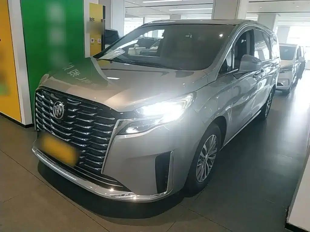 Buick GL8 2023 ES Luxury Comfort Edition — миниатюра 2