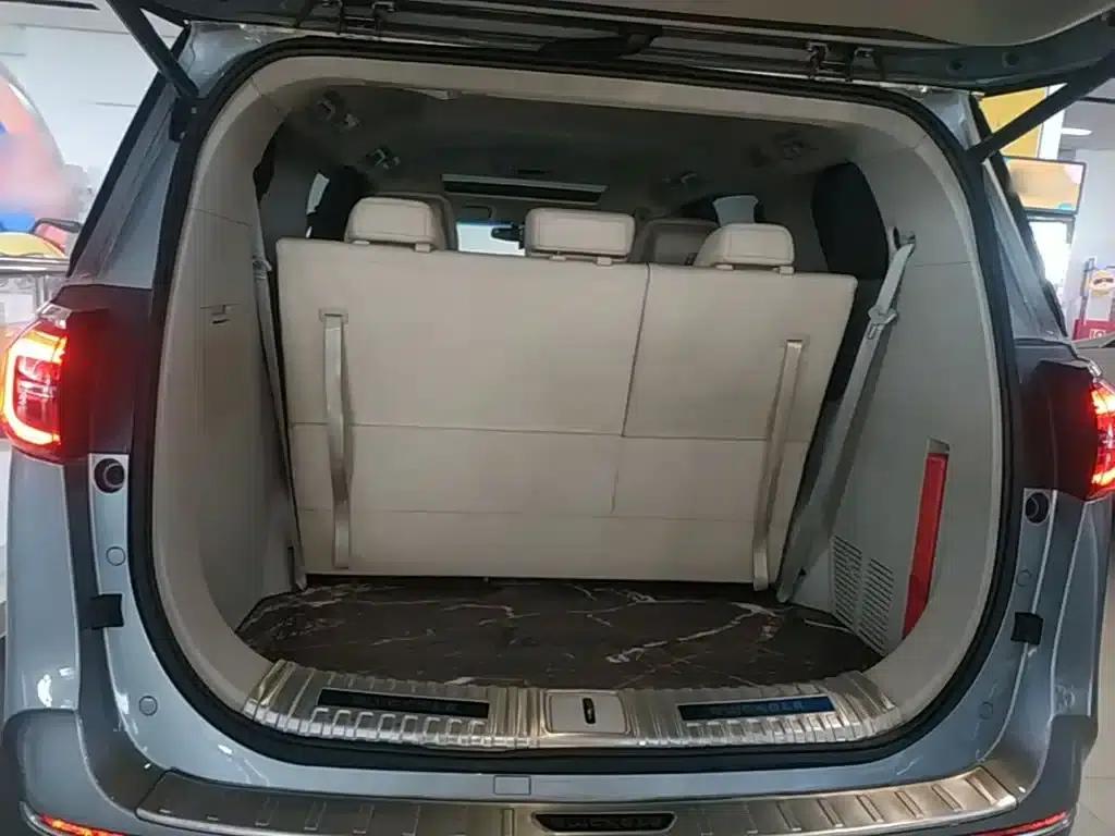 Buick GL8 2023 ES Luxury Comfort Edition — миниатюра 19
