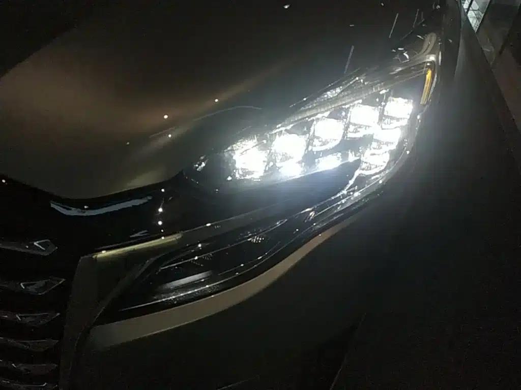 Buick GL8 2023 ES Luxury Comfort Edition — миниатюра 24
