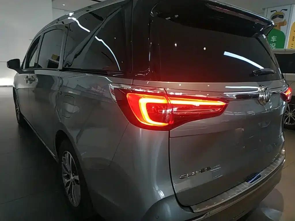 Buick GL8 2023 ES Luxury Comfort Edition — миниатюра 5