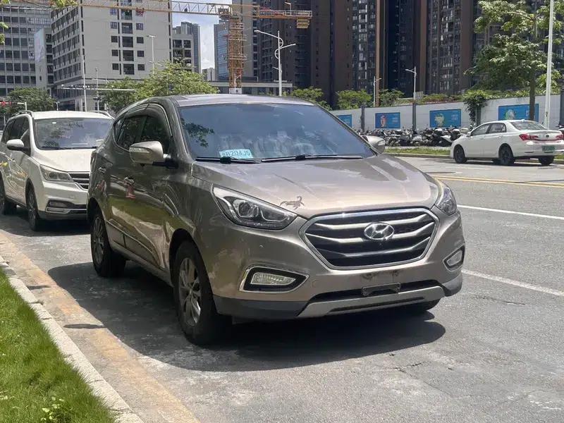 Hyundai ix35 2015 2.0L Automatic 2WD Comfort Model (National V Emission Standard) — миниатюра 3