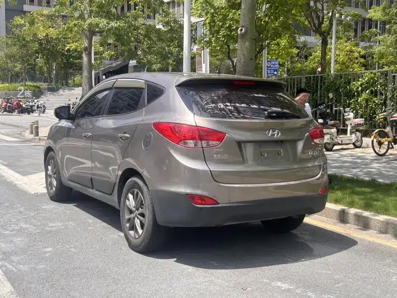 Hyundai ix35 2015 2.0L Automatic 2WD Comfort Model (National V Emission Standard) — миниатюра 4
