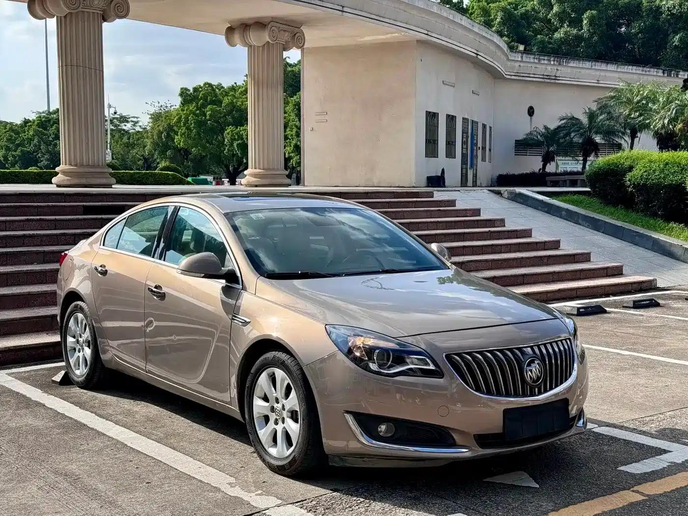 Buick Regal 2015 2.0L Elite Fashion Edition — миниатюра 3