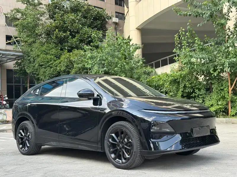 XPeng G6 2025 Pure Electric 625 Long Range Max Technology Edition — миниатюра 3