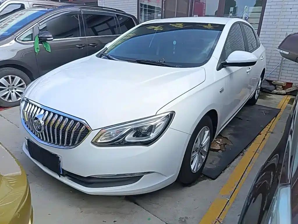 Buick Excelle 2017 15N Manual Entry-level — миниатюра 1