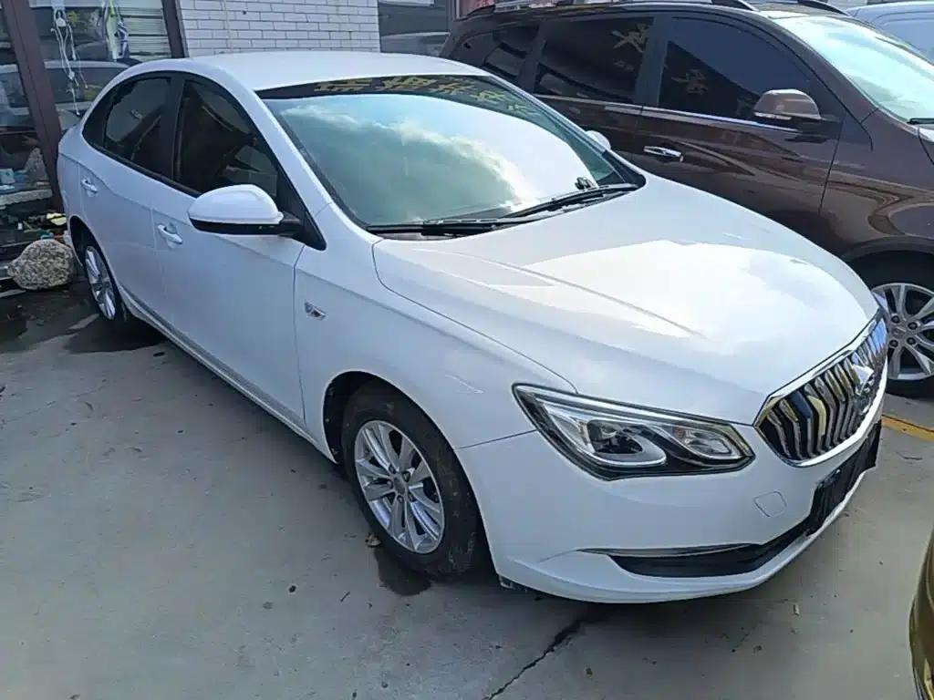 Buick Excelle 2017 15N Manual Entry-level — миниатюра 4