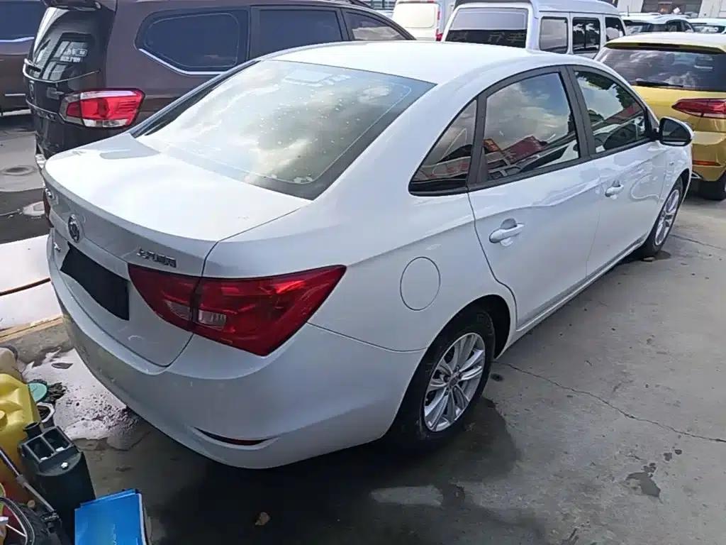 Buick Excelle 2017 15N Manual Entry-level — миниатюра 7