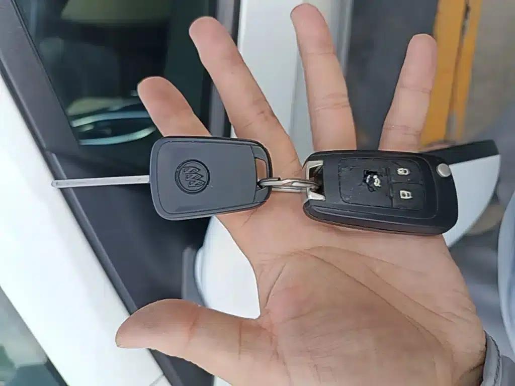 Buick Excelle 2017 15N Manual Entry-level — миниатюра 9