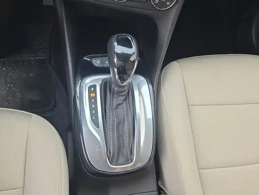 Buick Excelle 2020 15N CVT Elite — миниатюра 16
