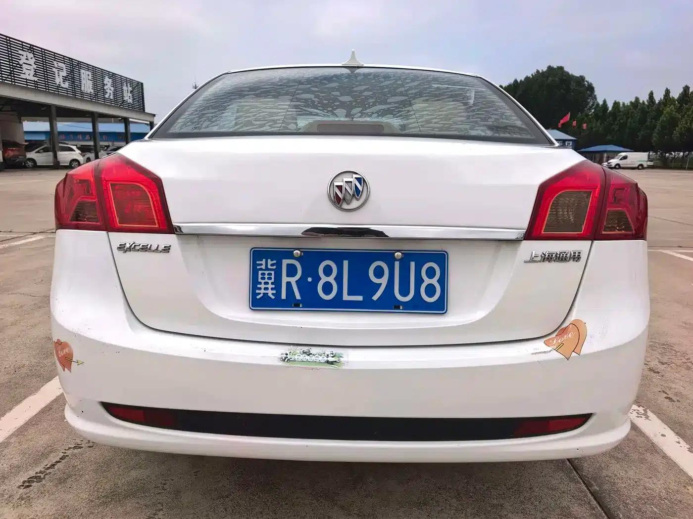 Buick Excelle 2013 1.5L Manual Classic — миниатюра 5