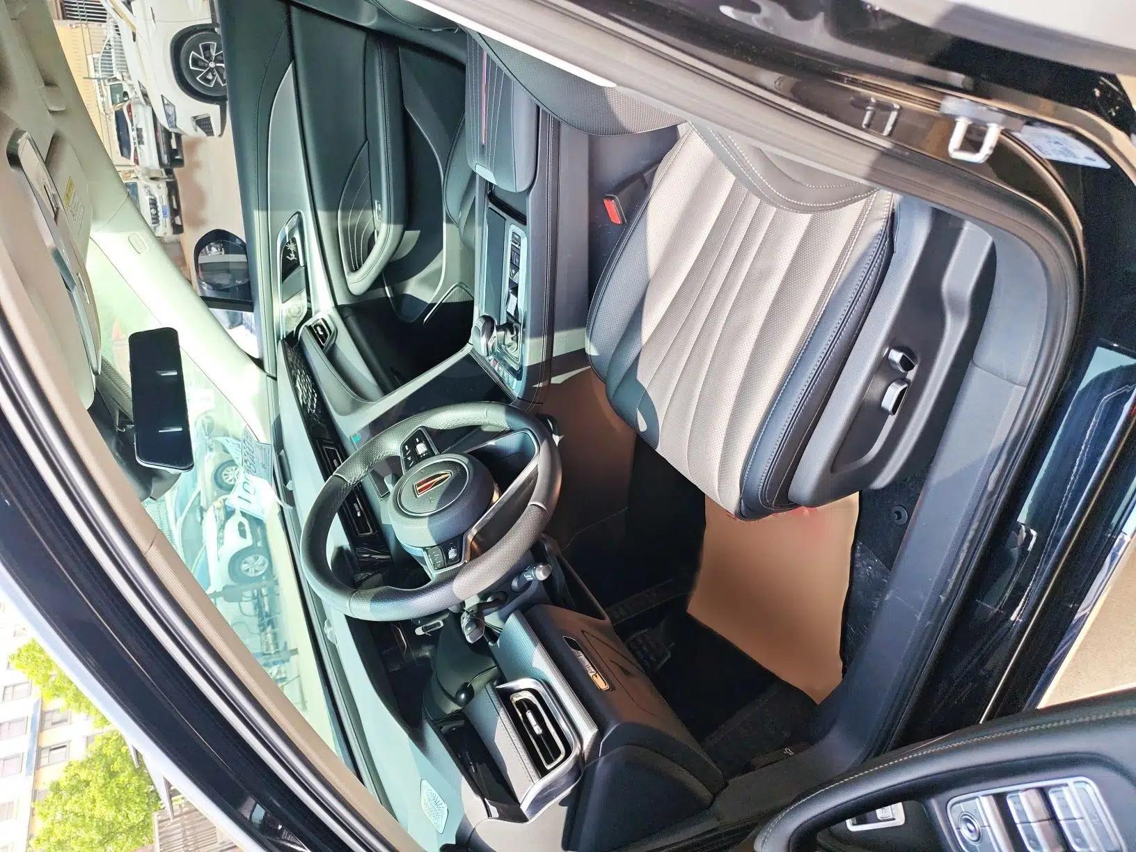 Hongqi H5 2023 2.0T Automatic Smart Connect Flagship Edition — миниатюра 10