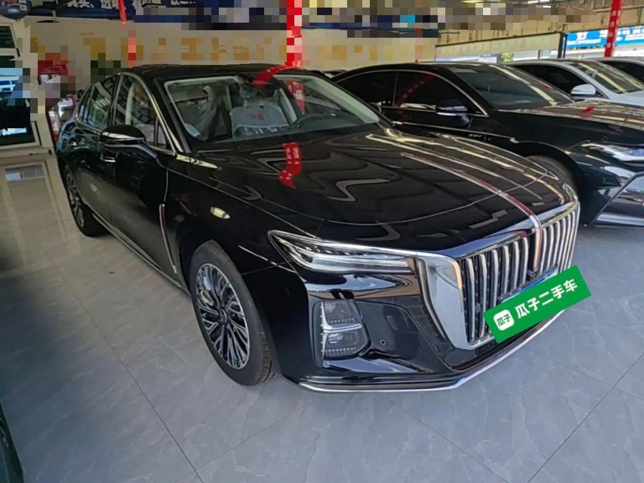 Hongqi H5 2025 2.0T Automatic Flag Edition – 500 000 Units Commemorative Version — миниатюра 3