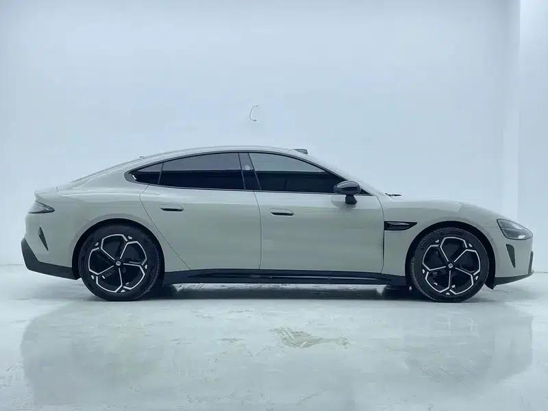 Xiaomi SU7 2026 Rear-Wheel Drive Standard Edition — миниатюра 8