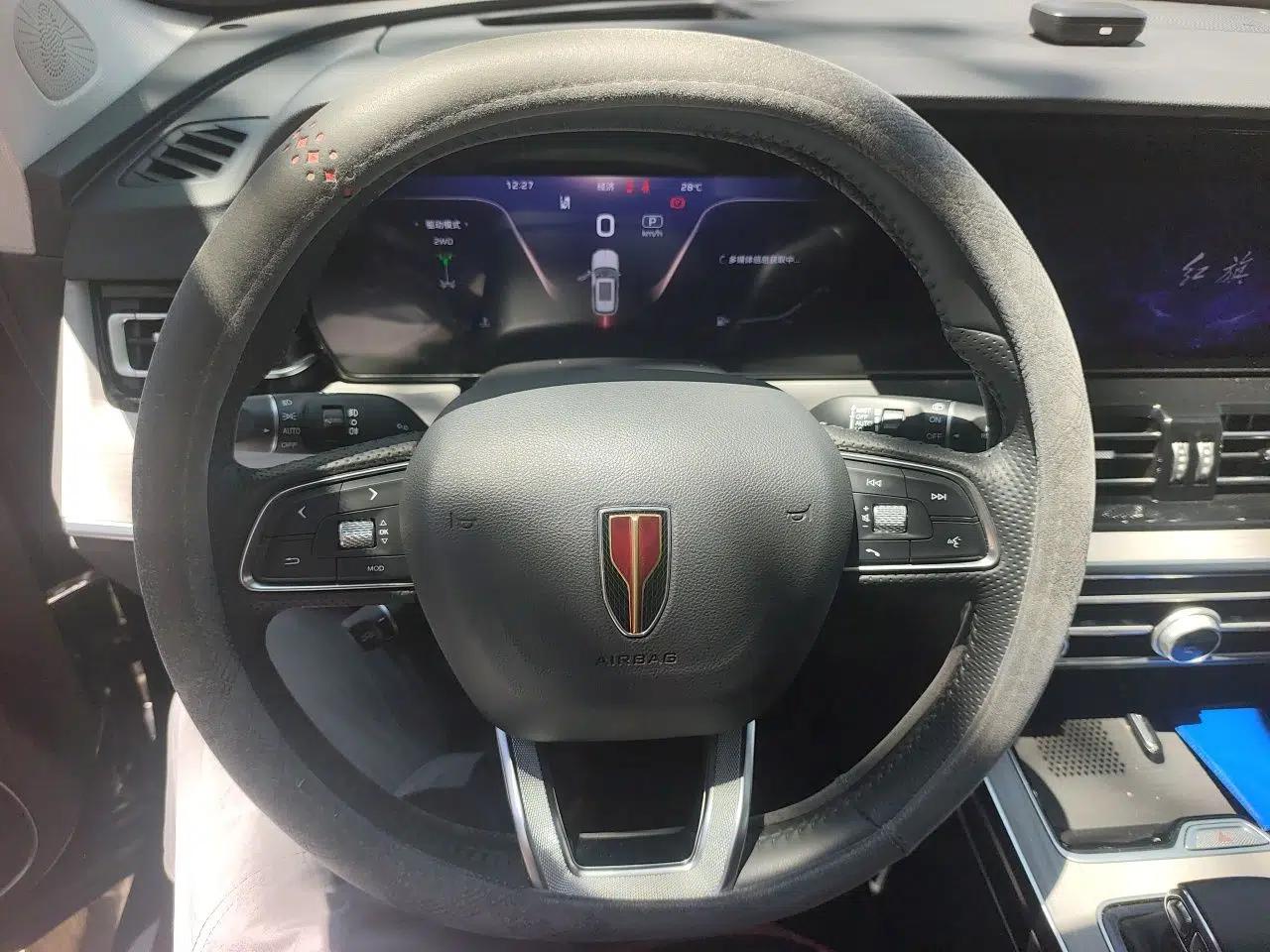 Hongqi HS5 2025 2.0T All-Wheel-Drive Flagship Pro Edition — миниатюра 9