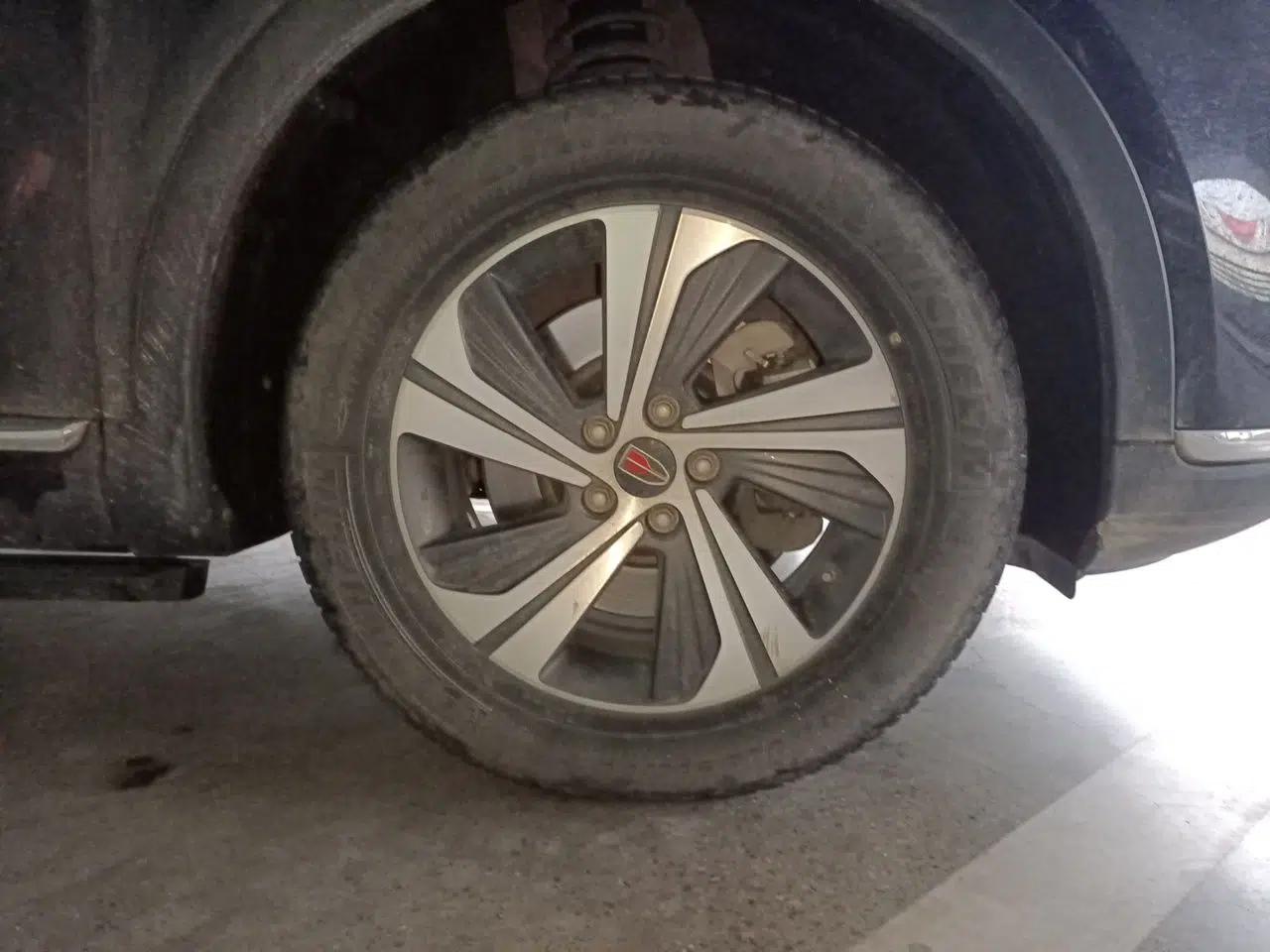 Hongqi HS5 2022 2.0T Smart Connect Flagship Edition — миниатюра 8