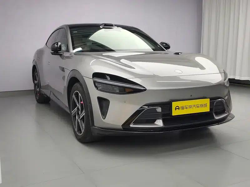 Xiaomi YU7 2025 Rear-Wheel Drive Long-Range Edition — миниатюра 3