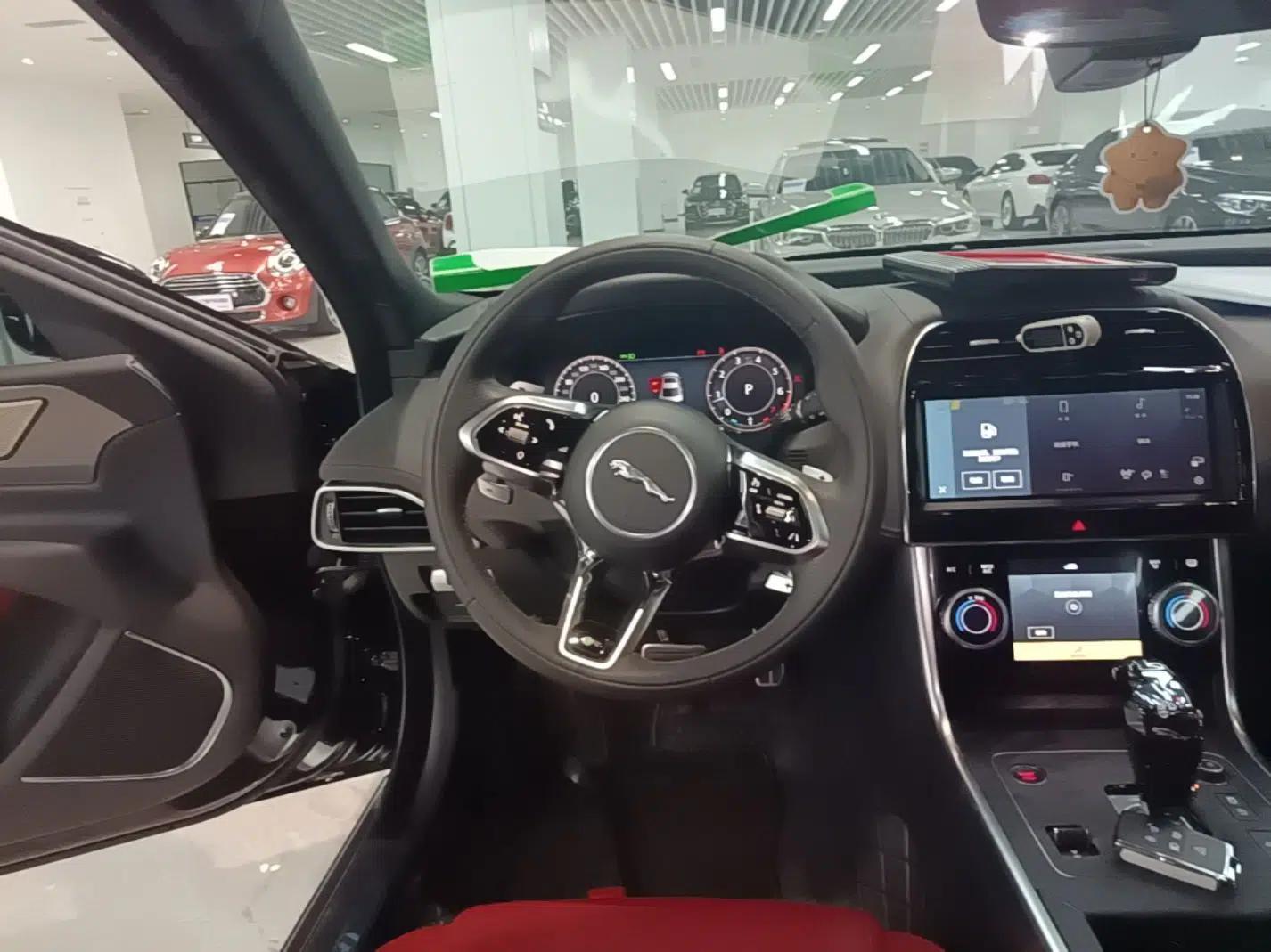 Jaguar XEL 2024 2.0T 250 PS R-DYNAMIC S Advanced Sport Edition — миниатюра 18