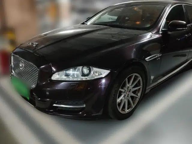Jaguar XJ 2013 XJL 3.0 SC Panoramic Business Edition