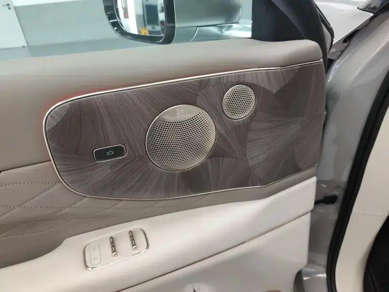 2026 Smart LS9 52 Ultra — миниатюра 36