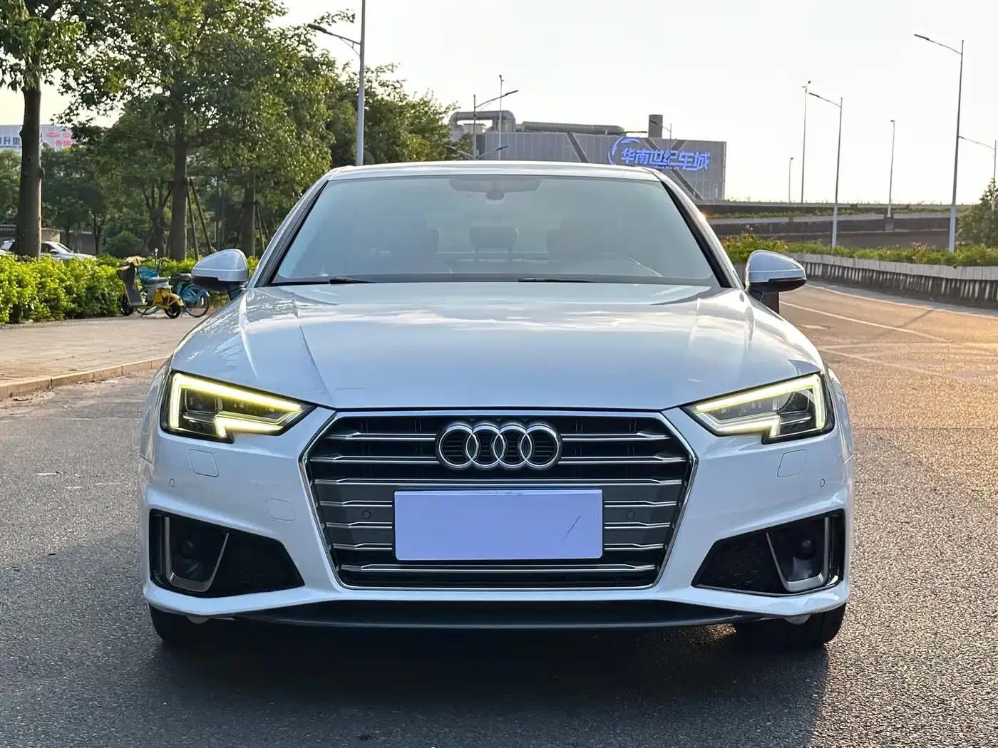 Audi A4L 2019 40 TFSI Fashion Edition (China VI Emission Standard) — миниатюра 2