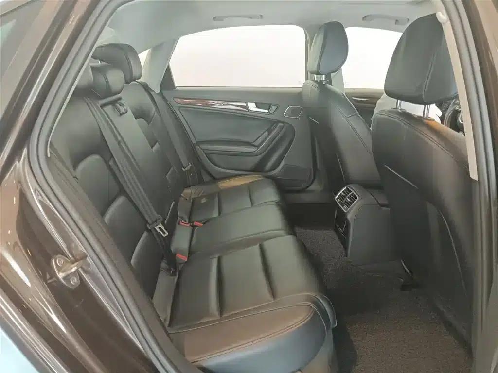 Audi A4L 2015 35 TFSI Automatic Standard Edition — миниатюра 7