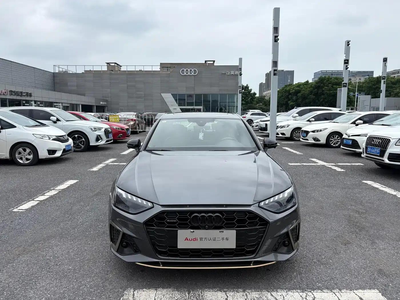 2024 Audi A4L 40 TFSI quattro RS Package (Sports Edition) — миниатюра 2