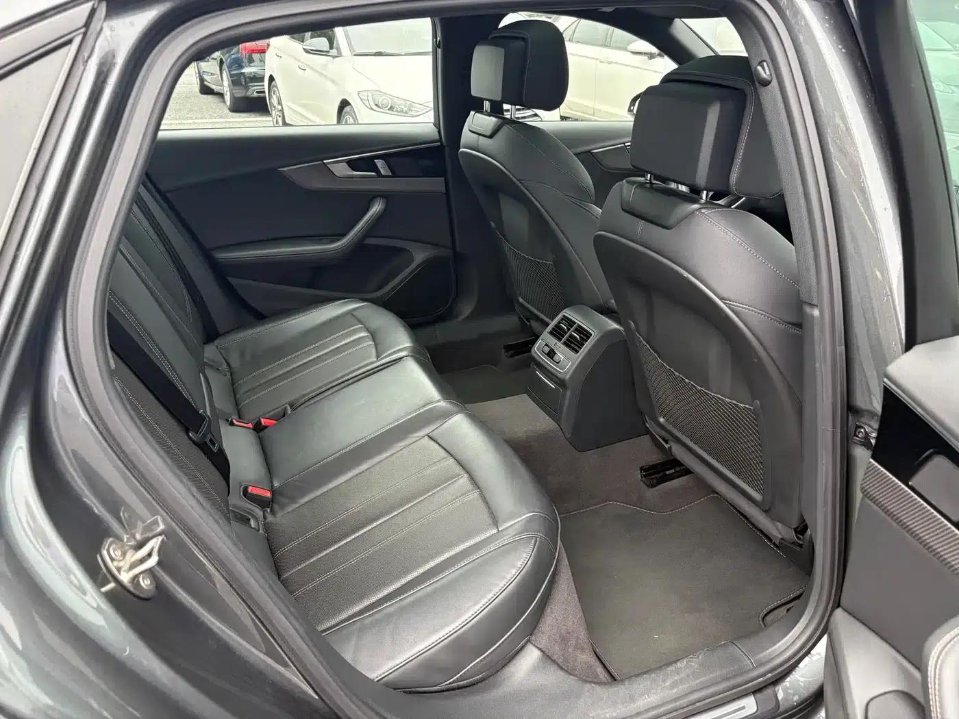 2024 Audi A4L 40 TFSI quattro RS Package (Sports Edition) — миниатюра 6