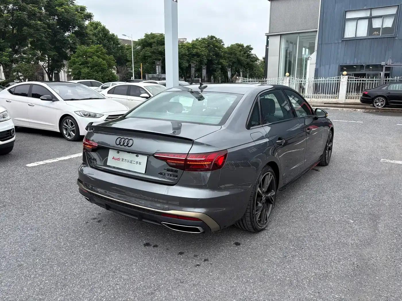 2024 Audi A4L 40 TFSI quattro RS Package (Sports Edition) — миниатюра 10