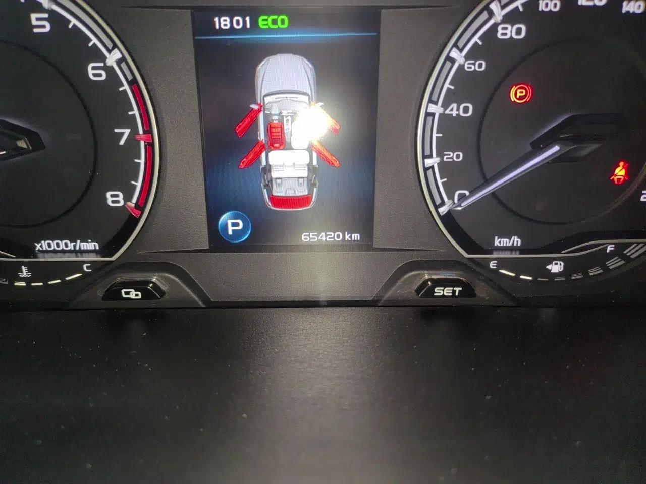 Geely Auto Binray 2020 1.4T CVT Asian Games Edition — миниатюра 12