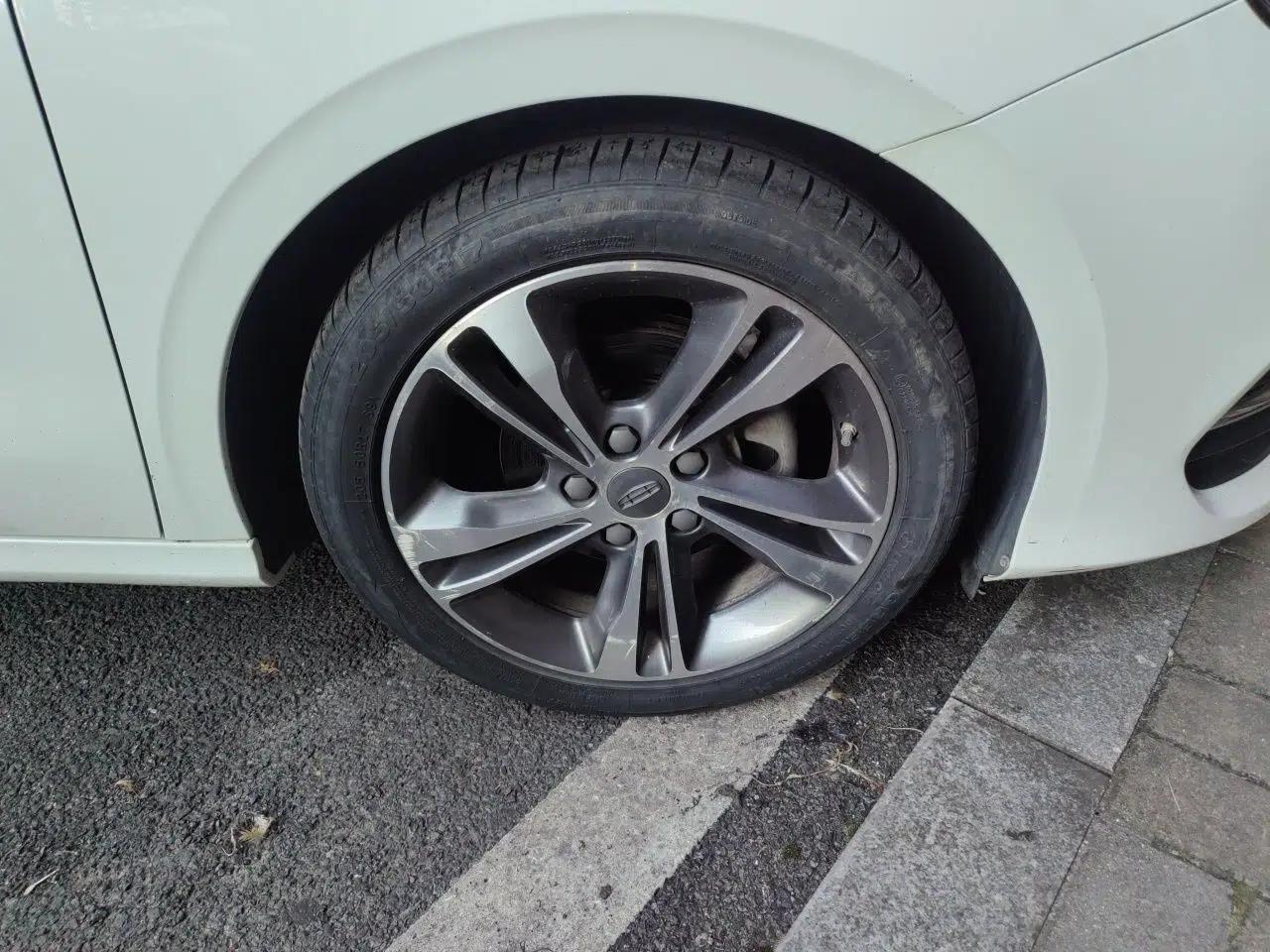 Geely Auto Binray 2020 1.4T CVT Asian Games Edition — миниатюра 8