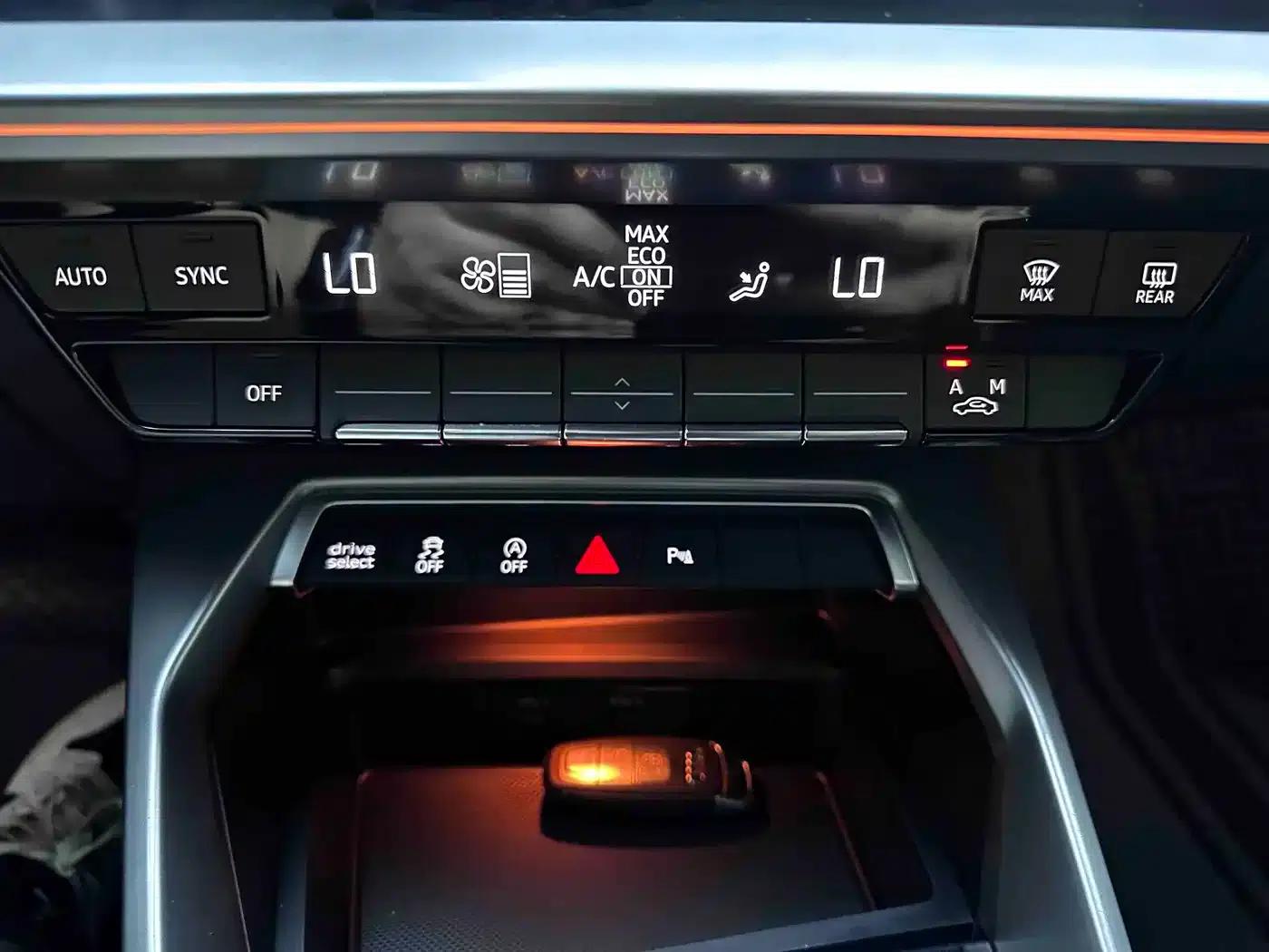 Audi A3 2022 Sportback 35 TFSI Luxury Sport — миниатюра 14