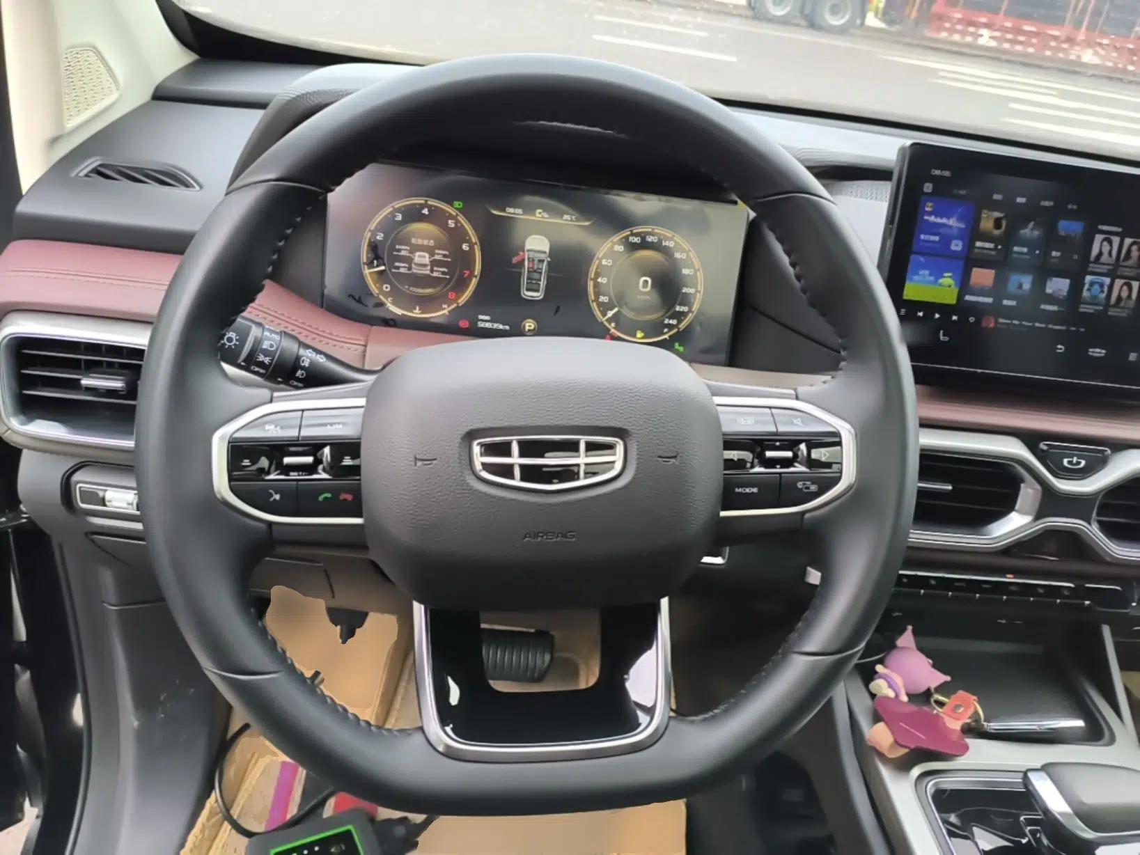 Geely Auto Haoyue 2022 1.8TD DCT Flagship 7-Seater — миниатюра 13