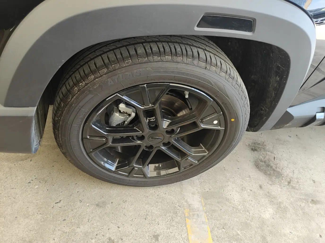 Geely Auto Cowboy 2026 Model 1.5TD Guan Ye Edition — миниатюра 10