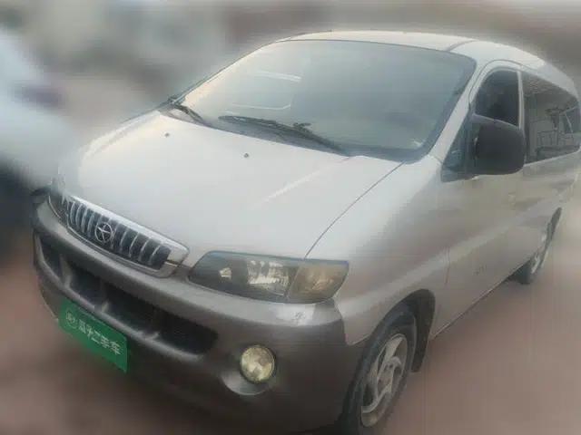JAC Group Refine JAC Refine 8-seater 2.0 manual transmission