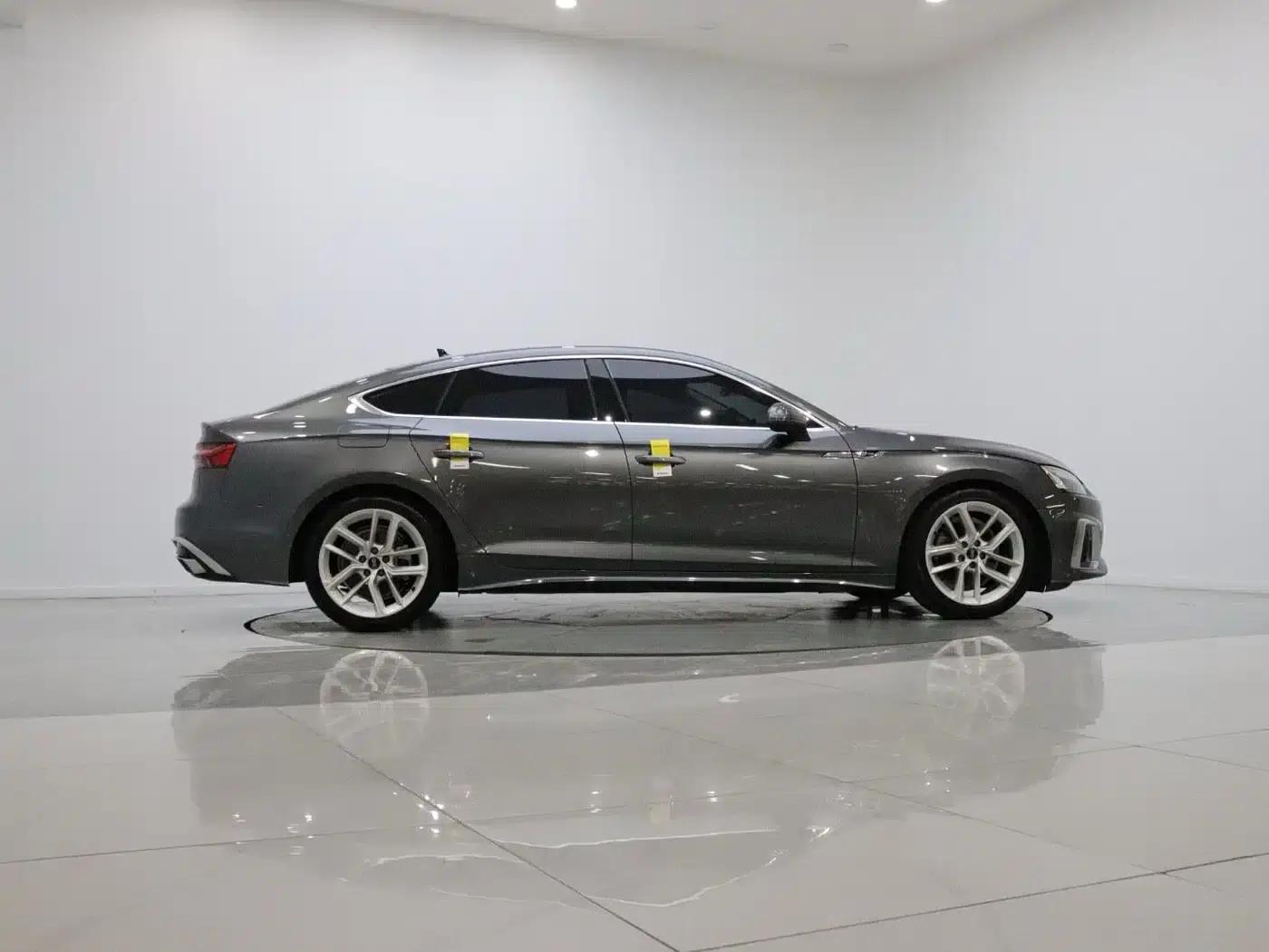 2023 Audi A5 Sportback 40 TFSI (Imported) - Fashionable and Dynamic Model — миниатюра 8