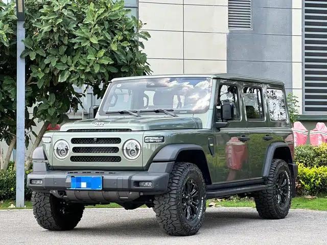 212 T01 2024 Explorer 2.0T