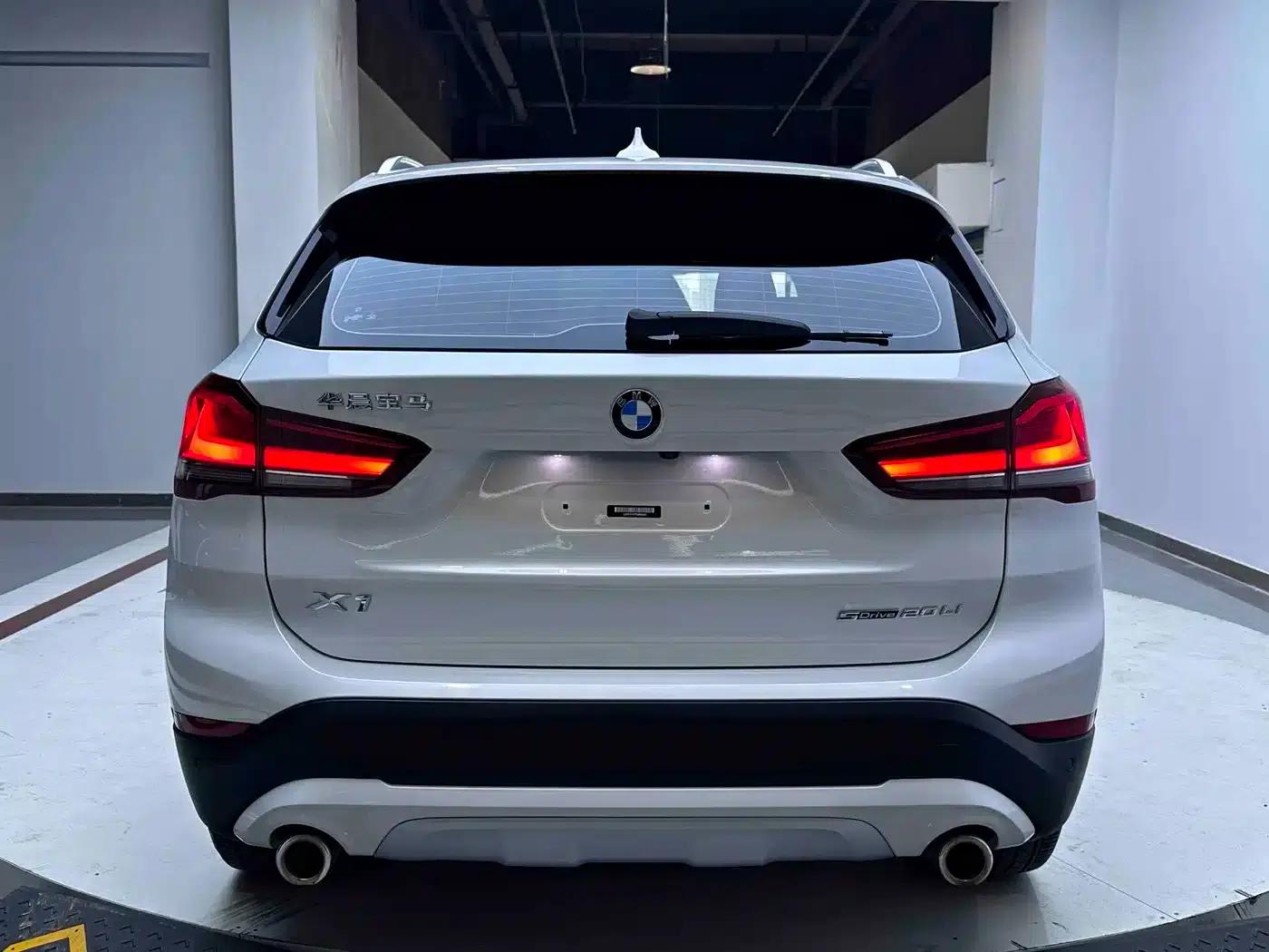 BMW X1 2022 sDrive20Li Fashion Edition — миниатюра 6